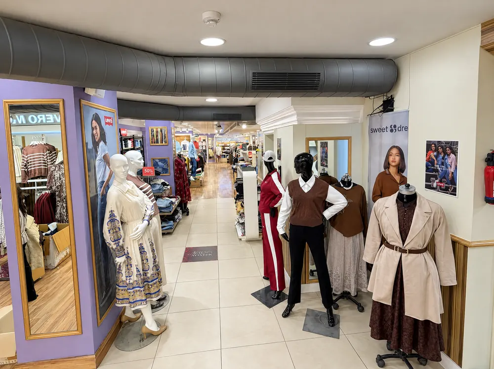 Vero Moda mannequins, Wardrobe Mall Road, Amritsar